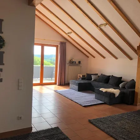 Ferienwohnung Burgblick * Lindenfels